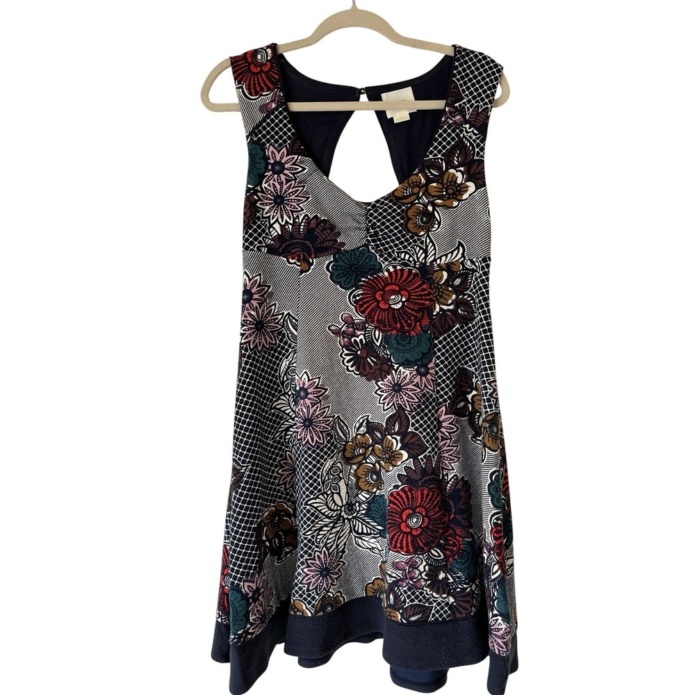 Sleeveless‎ Fit And Flare Floral Navy Keyhole Back Dress Size Med Maeve minie